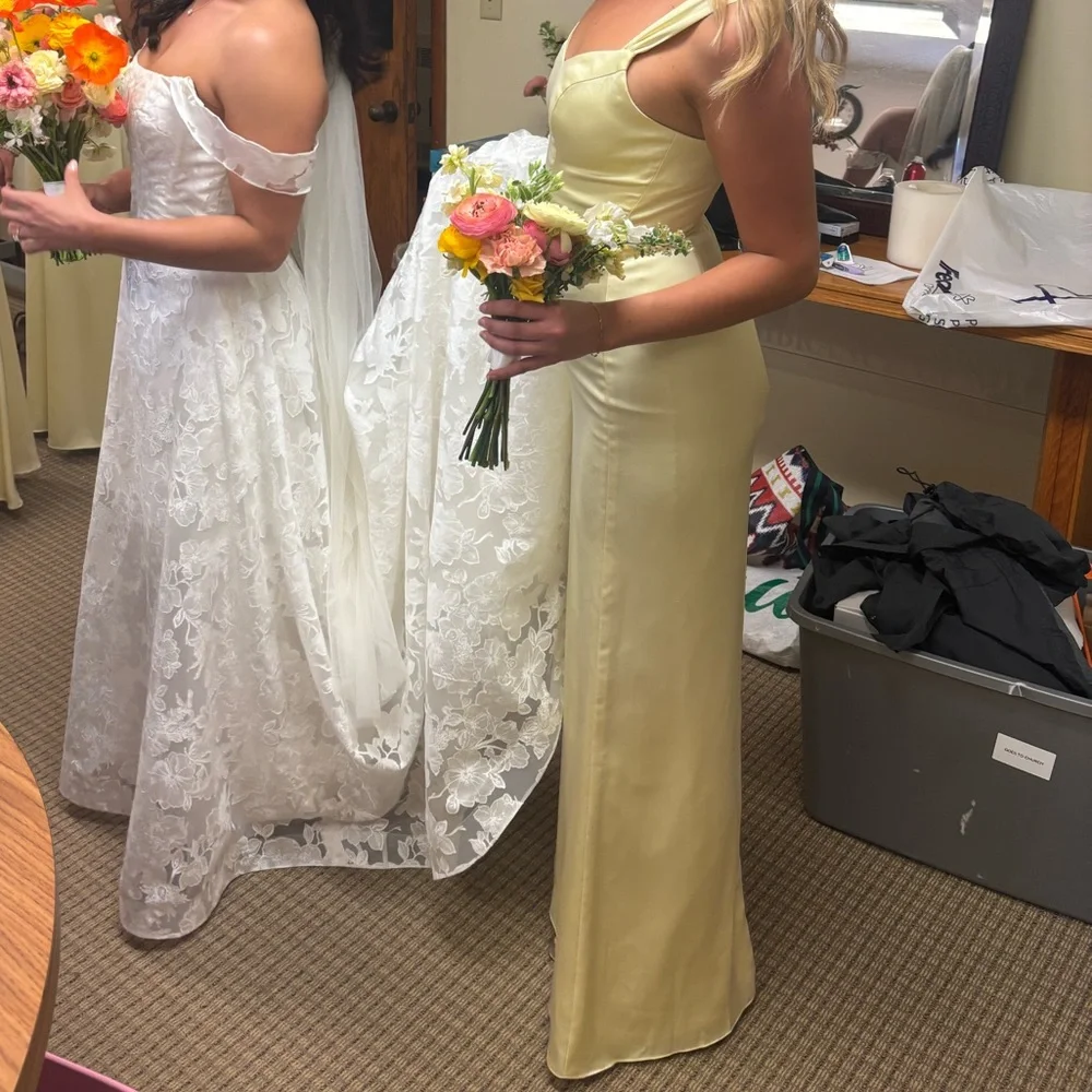 Azazie lemon sorbet “Denice” dress - Picture 4 of 5